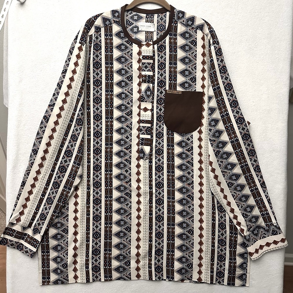 Urban Code Men's Shirt L Large Pop Over French Cuffs‎ Geometric Brown Logo
